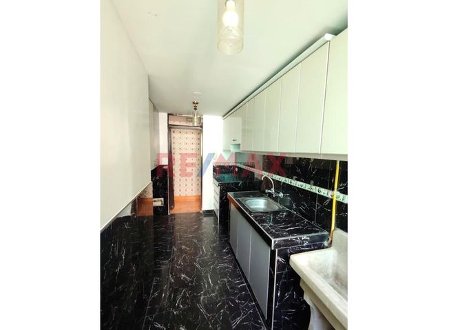 Departamento en Venta en Ate - Widok 5