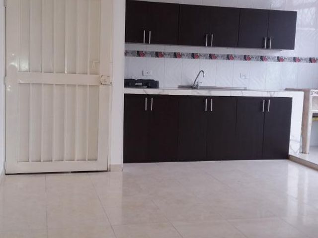 APARTAESTUDIO en ARRIENDO en Cali La Independencia