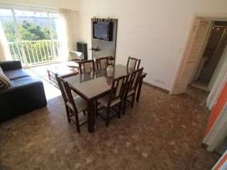 Foto 7 de Departamento · 3 Ambientes c/ dep · vista a Plaza Colon y el mar