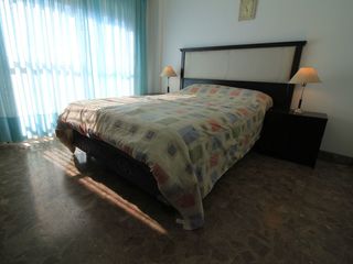 Foto 15 de Departamento · 3 Ambientes c/ dep · vista a Plaza Colon y el mar