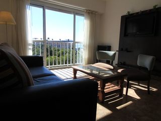 Foto 6 de Departamento · 3 Ambientes c/ dep · vista a Plaza Colon y el mar
