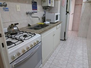Foto 30 de Departamento · 3 Ambientes c/ dep · vista a Plaza Colon y el mar
