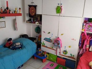 Foto 5 de VIVIENDA DE 3 AMBIENTES CON LOCAL COMERCIAL EN CASTELLI Y SANTA FE