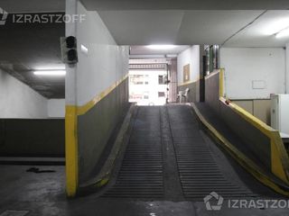 Cochera en Barrio Norte