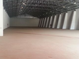 Foto 1 de Renta Pomasqui - 2.800 m2. BODEGA