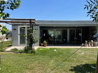 Foto 2 de Casa en San Alfonso, Pilar del Este
