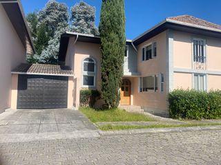 Foto 1 de i3 vende casa en conocoto