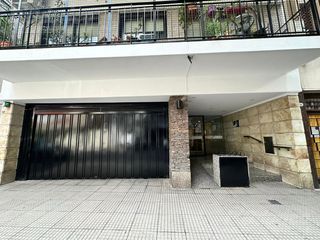 Departamento monoambiente con 2 patios en alquiler en Caballito.