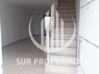 Duplex Venta Ezeiza calle La Angostura al 100