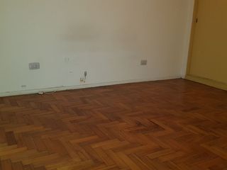 Departamento en venta de 1 dormitorio en Parque Patricios