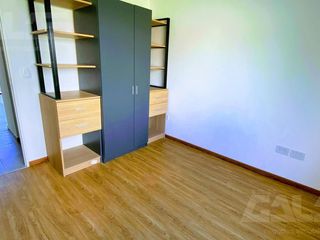 Departamento en semipiso 2amb Castelar Centro!
