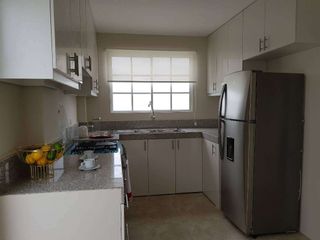 Foto 7 de Venta de casa moderna en Urb. Casalaguna/Buen financiamiento/A pocos minutos de Riocentro Dorado y Plaza Batan.