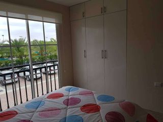 Foto 13 de Venta de casa moderna en Urb. Casalaguna/Buen financiamiento/A pocos minutos de Riocentro Dorado y Plaza Batan.