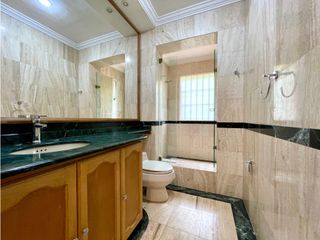 Casa en venta, Las Palmas, El Poblado, vista a la ciudad