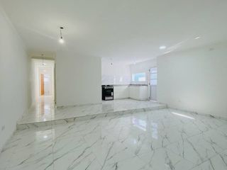 Foto 4 de Casa en venta de 2 dormitorios c/ cochera en Centro