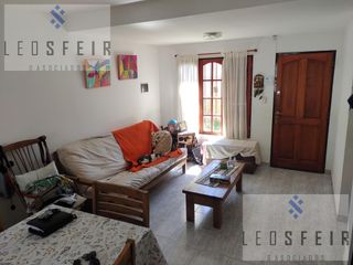 En Venta Dúplex 3 Dormitorios Barrio Santa Genoveva, Pilcomayo 767 Neuquén Capital -