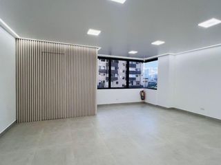 Iñaquito, Oficina Consultorio en  Renta, 42m2, 2 Ambientes.