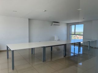 Departamento en venta de 2 dormitorios c/ cochera en Cipolletti