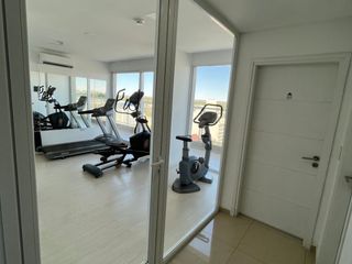 Departamento en venta de 2 dormitorios c/ cochera en Cipolletti