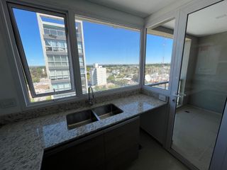 Departamento en venta de 2 dormitorios c/ cochera en Cipolletti