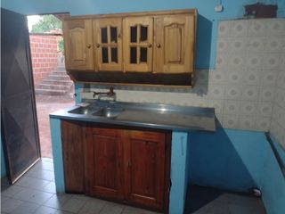 Foto 4 de Casa + Local Comercial- Pto. Esperanza