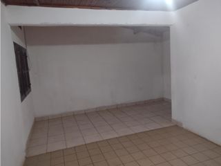Foto 5 de Casa + Local Comercial- Pto. Esperanza