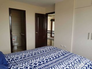 Foto 17 de Venta de casa a estrenar con acabados de lujo/Urb. Casalaguna/a 5 minutos de Riocentro Dorado.