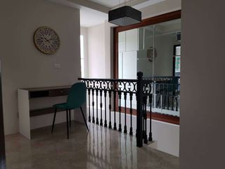 Foto 16 de Venta de casa a estrenar con acabados de lujo/Urb. Casalaguna/a 5 minutos de Riocentro Dorado.