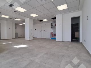 Alquiler Oficinas  Edificio en Bloque con Cochera - Neuquén