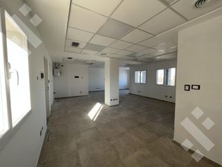 Alquiler Oficinas  Edificio en Bloque con Cochera - Neuquén