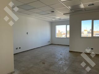 Alquiler Oficinas  Edificio en Bloque con Cochera - Neuquén