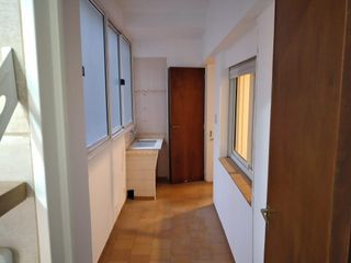 Departamento en VENTA a metros de Plaza Rivadavia