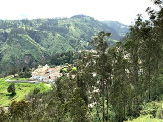 VENTA SUITE GRANDE - González Suárez   Vista panorámica al Valle de Tumbaco