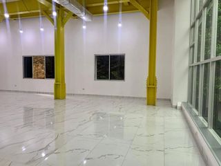 Foto 5 de Alquiler o Venta Oficina - Puerto Santana