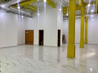 Foto 8 de Alquiler o Venta Oficina - Puerto Santana