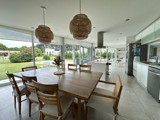 Foto 6 de Increible Casa en alquiler temporal Barrio Privado Rumenco