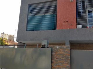 Foto 1 de VENTA EN VILLA BALLESTER , DTO. 1°PISO DE 2 AMBIENTES NUEVO CONSULTAS AL 4763-0904/4765-4181