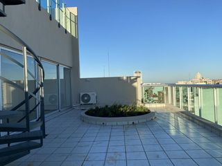 Departamento de 2 ambientes con cochera - Piso alto - Amenities