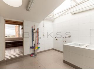 Foto 4 de apartamento en arriendo en los rosales. Cod A4056