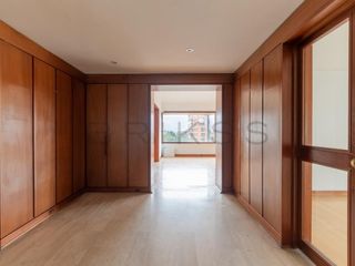 Foto 10 de apartamento en arriendo en los rosales. Cod A4056