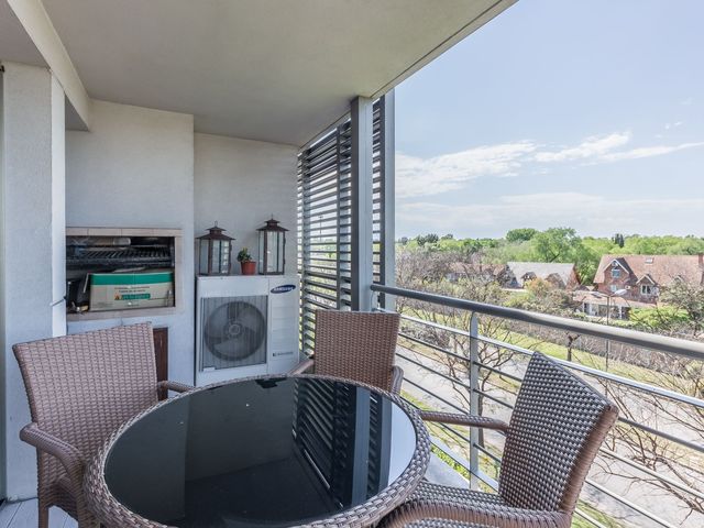 Departamento 3 ambientes en venta con cochera