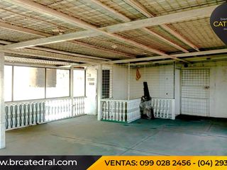 Local Comercial Oficina de venta en Las Peñas – código:20925