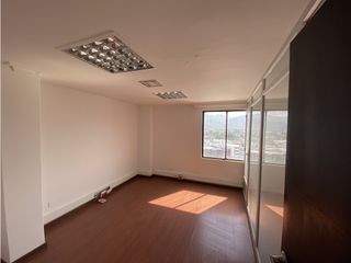 Foto 9 de ARRIENDO DE OFICINA EN ED. CENTRO EJECUTIVO - SANTA MARTA
