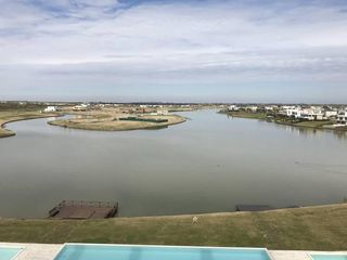 Foto 5 de Excelente departamento en venta con vista a la laguna en Nordelta, Q-bay