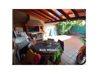 Foto 16 de CHALET DE 4 AMBIENTES CON LOCAL COMERCIAL EN SAN CARLOS