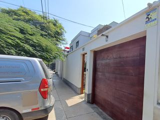 Se Vende Casa Como Terreno En San Isidro (AT 300 m² - AC 420.72 m²)