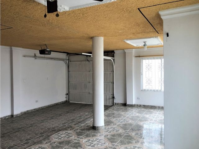 Apartamento en primer piso esquinero en Las Americas, Palmira