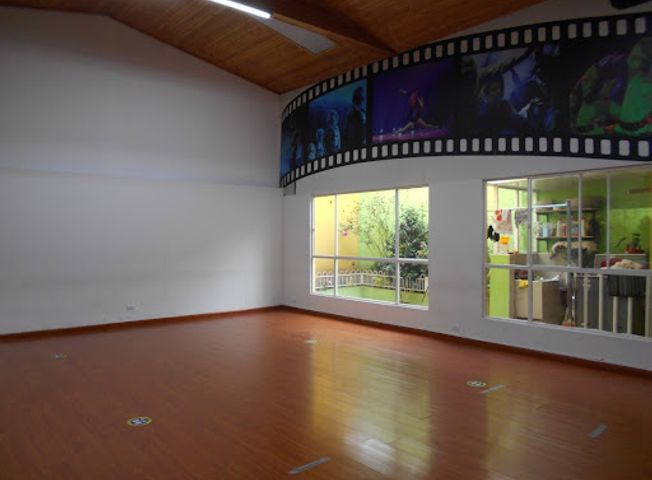 place photo 9