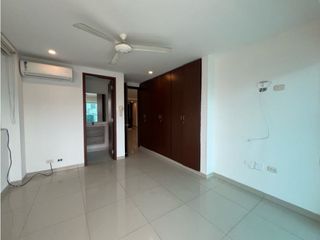 Se arrienda apartamento en Rodadero Sur, Santa Marta