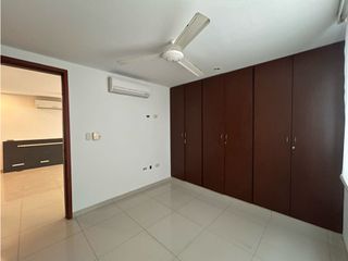 Se arrienda apartamento en Rodadero Sur, Santa Marta